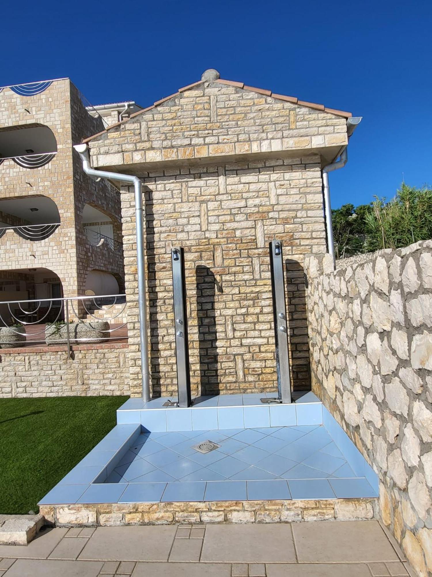 Pool Apartment Ena Pag Town Exterior foto